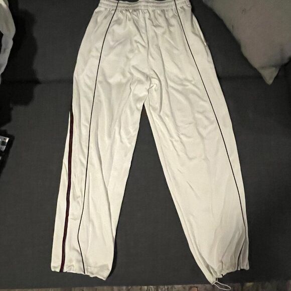Retro Jordan Pants From 2006 Joggers White NWT Nike Fit Dry Red Jordan - Picture 14 of 14